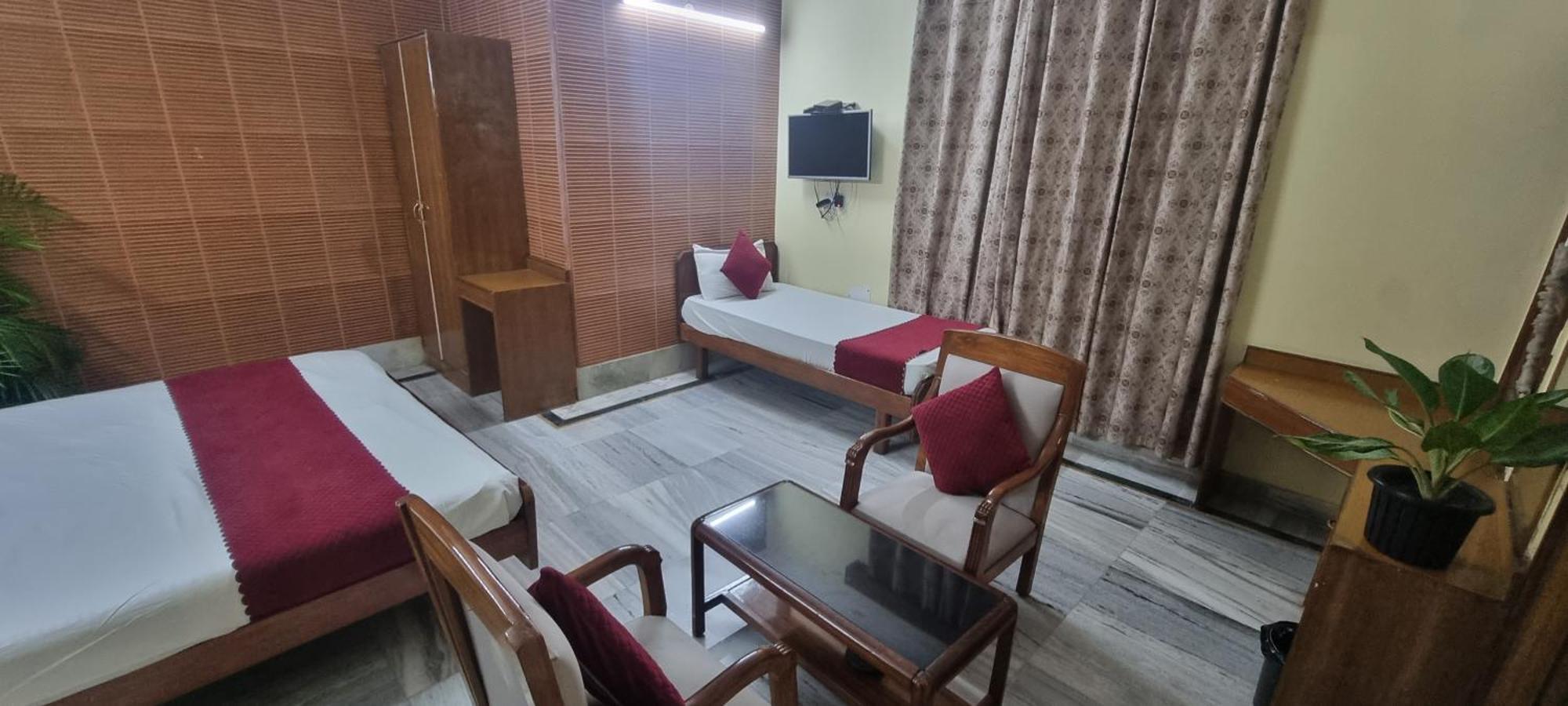 Hotel Har Ki Pauri By Around Stays Haridvár Kültér fotó